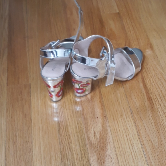 Madden Girl Shoes Madden Girl Silver Sandals Poshmark